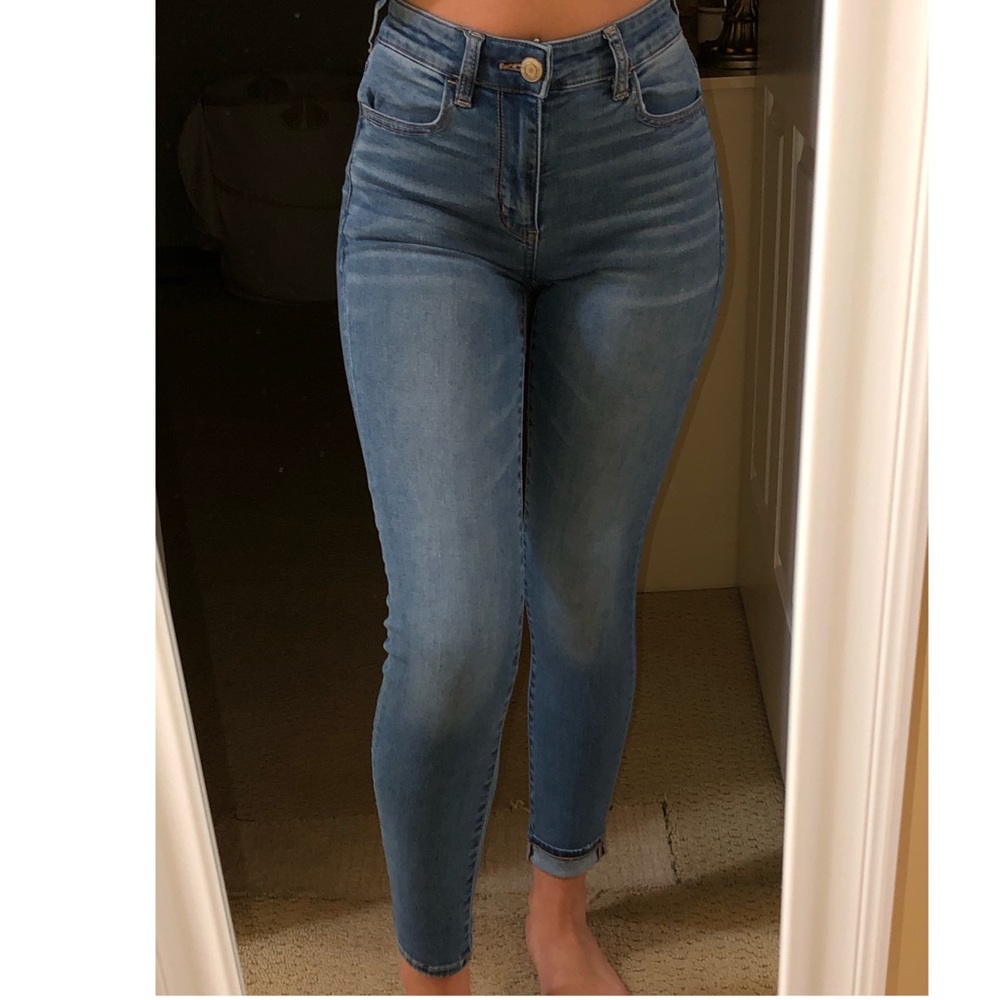 American Eagle high waisted jeans